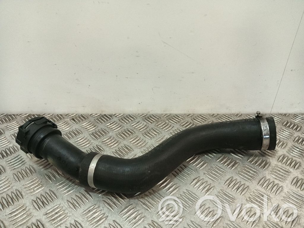 Ilmastointilaitteen putki (A/C)   10979550C