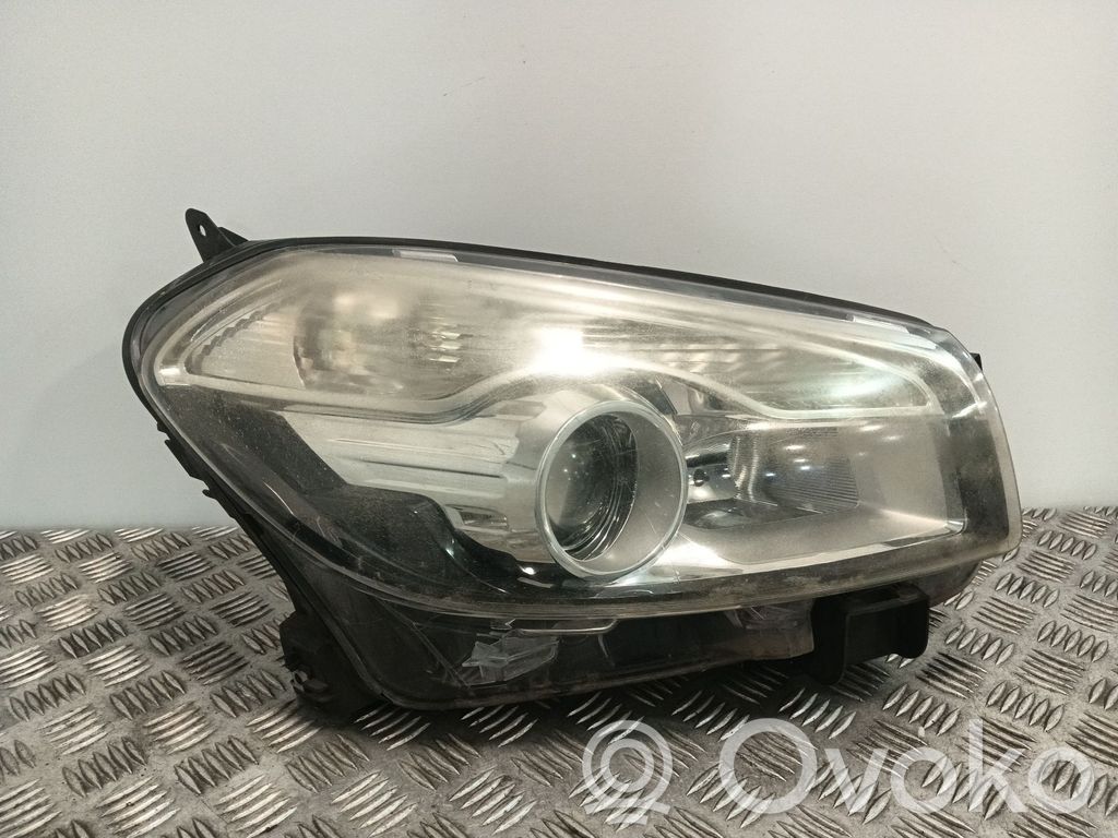 Nissan Qashqai Lampa przednia 