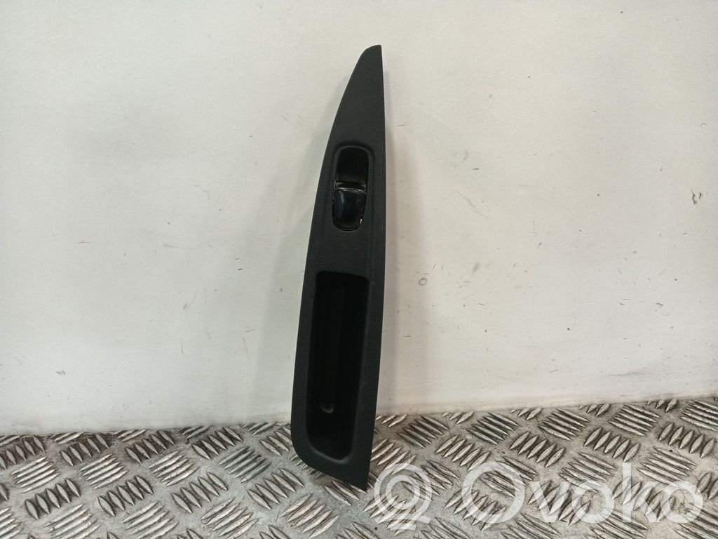 Nissan Qashqai Comutator comandă geamuri electrice 