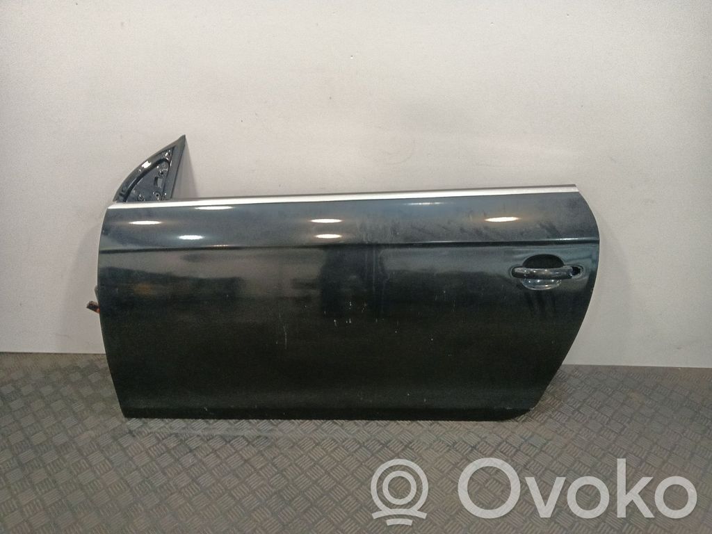 Puerta delantera   1Q0831055T