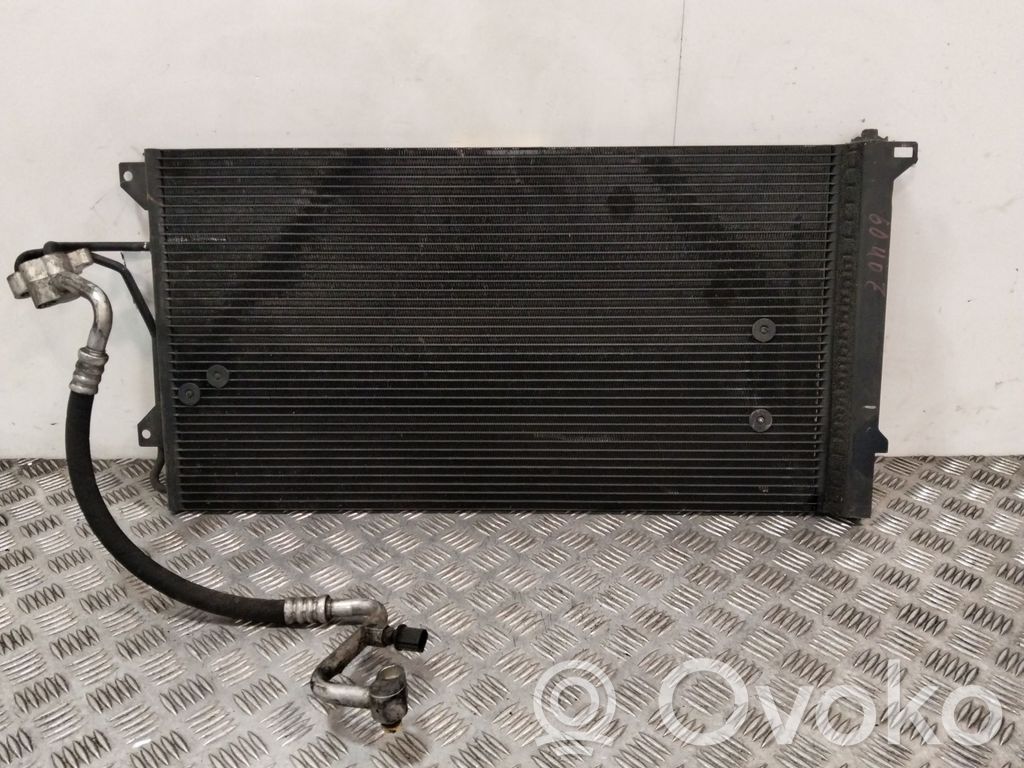 Audi Q7 4L Radiator răcire A/C (condensor) 
