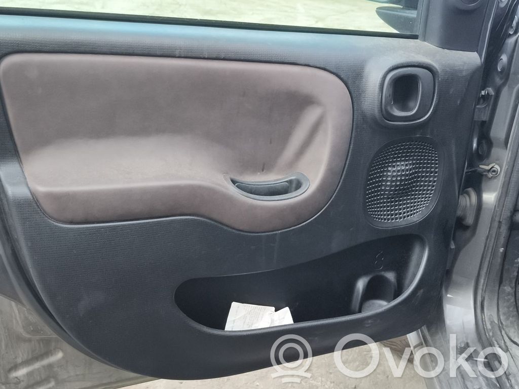 Fiat Panda III Macara geam față manuală