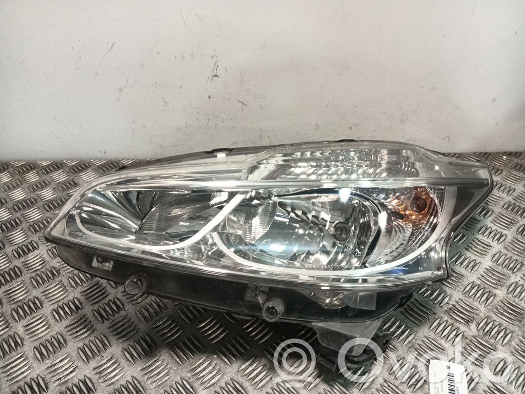 Peugeot 208 I Scheinwerfer 