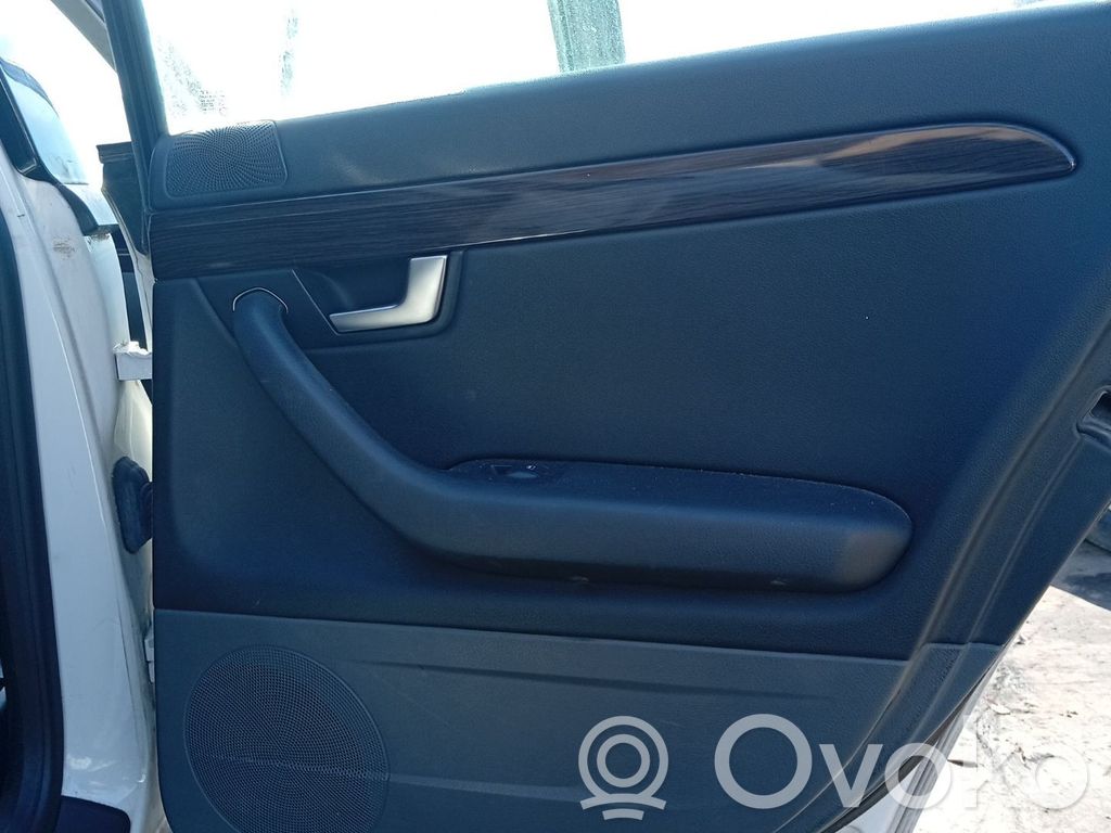 Seat Exeo (3R) Takaoven ikkunan nostin moottorilla 