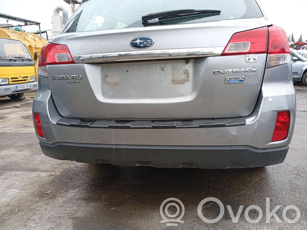 Subaru Legacy Бампер 