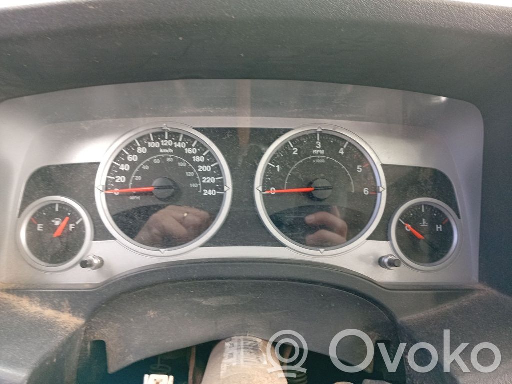 Jeep Patriot Vitezometru (grup de instrumente) 