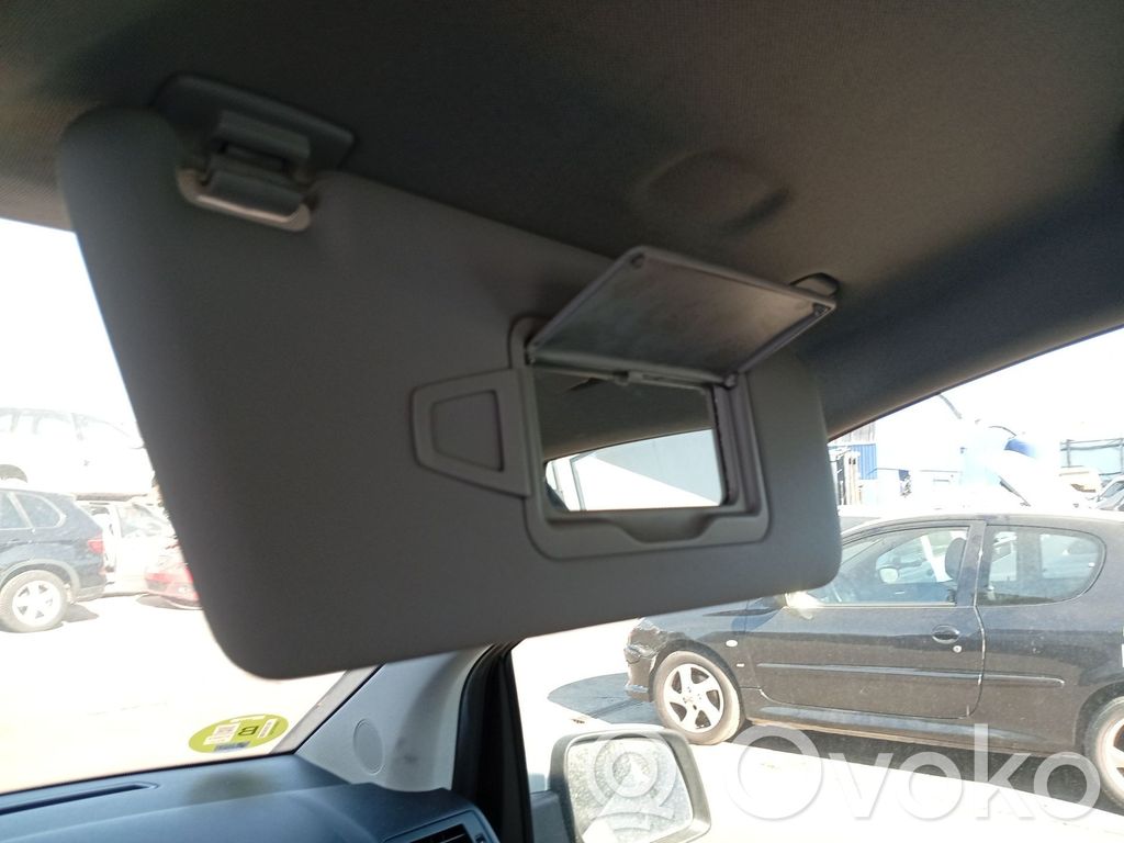 Mercedes-Benz A W169 Pare-soleil