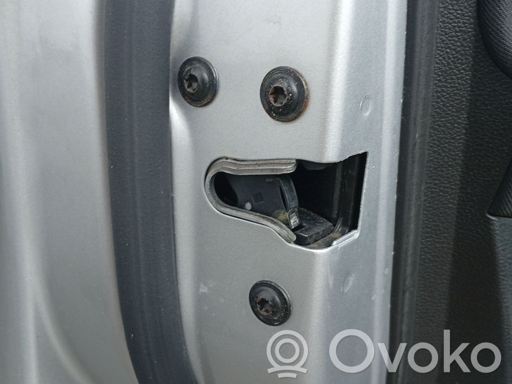 Opel Insignia A Etuoven lukko 