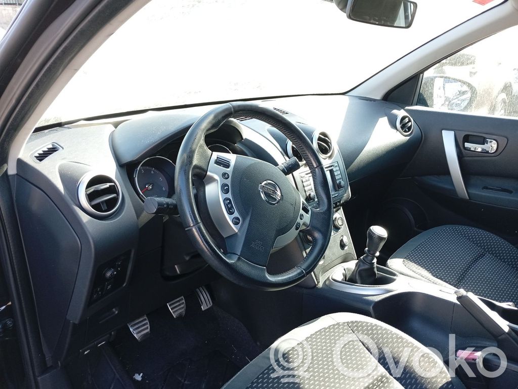 Nissan Qashqai Armaturenbrett Cockpit 