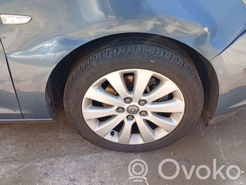 Opel Astra J Priekinis suportas