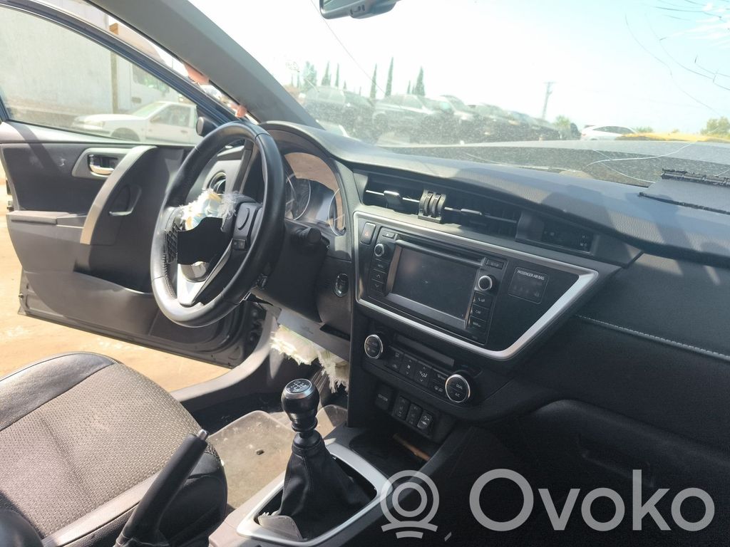 Toyota Auris E180 Colonne de direction