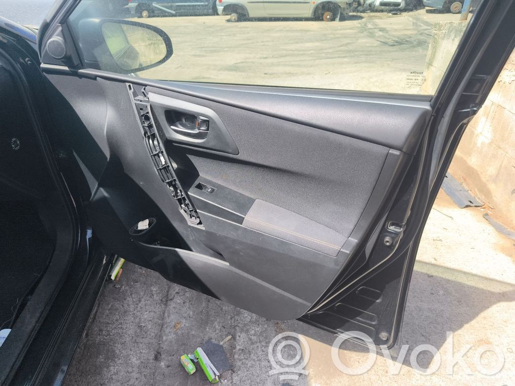 Toyota Auris E180 Panou tapițerie ușă față
