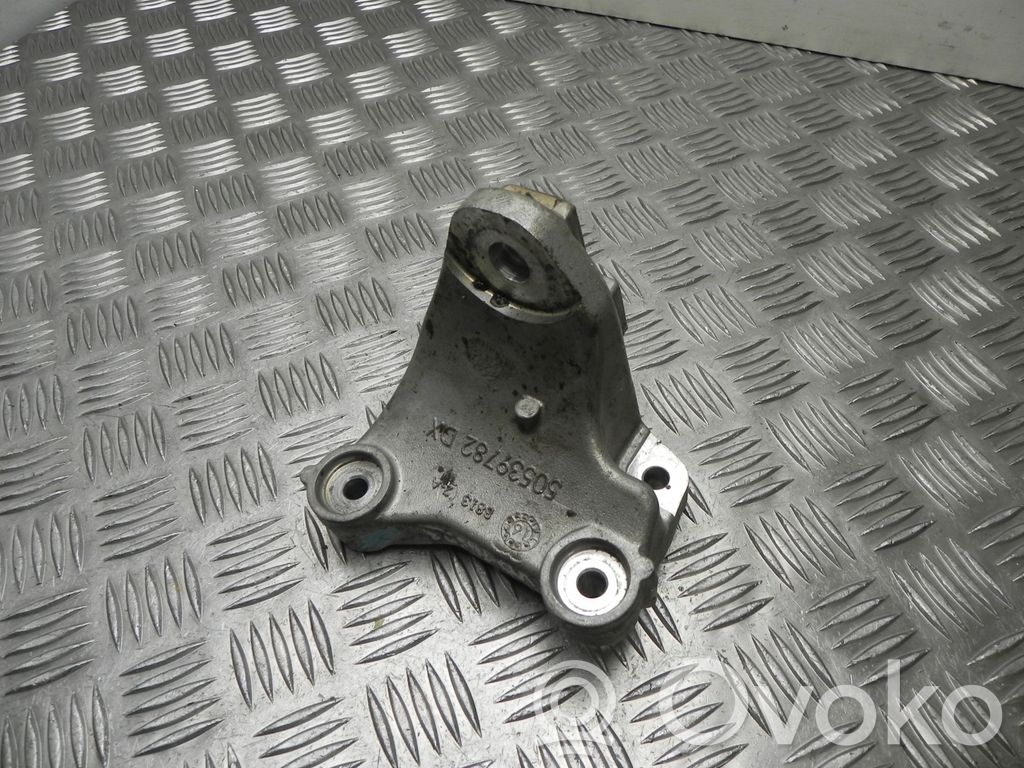 Alfa Romeo Giulia Uchwyt / Mocowanie chłodnicy spalin EGR 