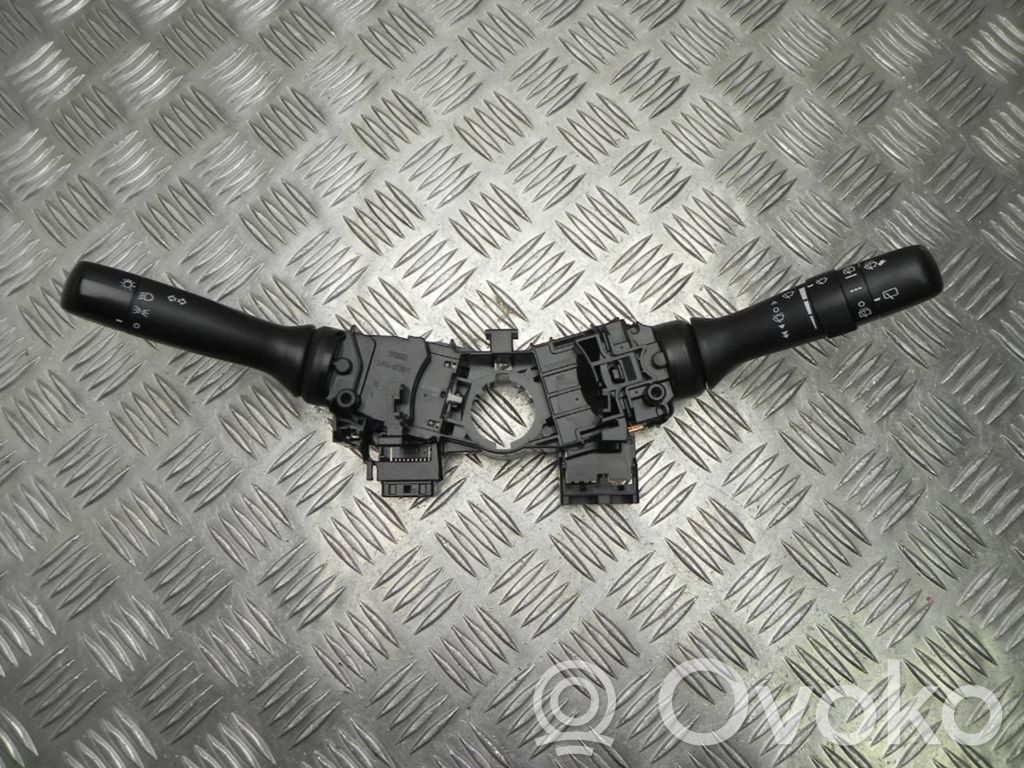 Toyota Prius (XW30) Comutator/buton multifuncțional 