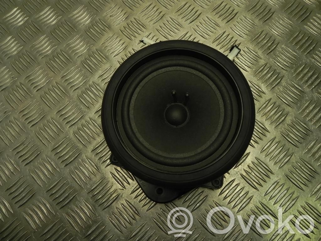 Audi A6 S6 C6 4F Altavoz de alta frecuencia en la puerta delantera 