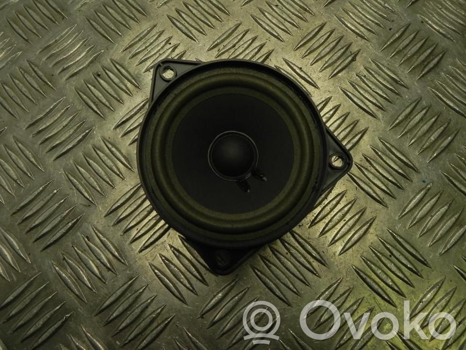Porsche Cayenne (92A) Altavoz de alta frecuencia en la puerta delantera 