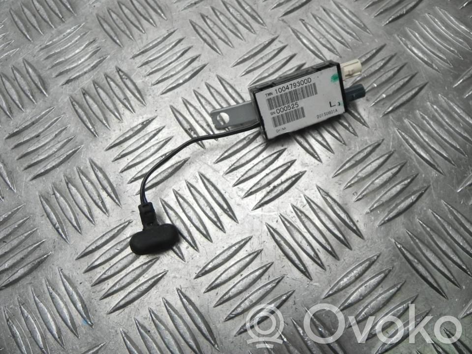 Tesla Model S Antenos stiprintuvas 