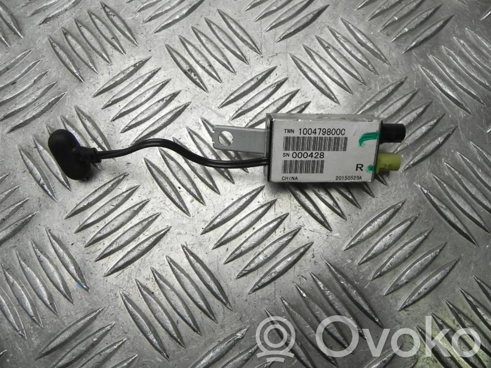Tesla Model S Antenos stiprintuvas 