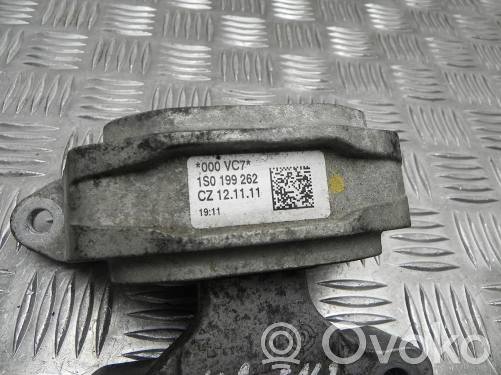 Volkswagen Up Engine mount bracket 