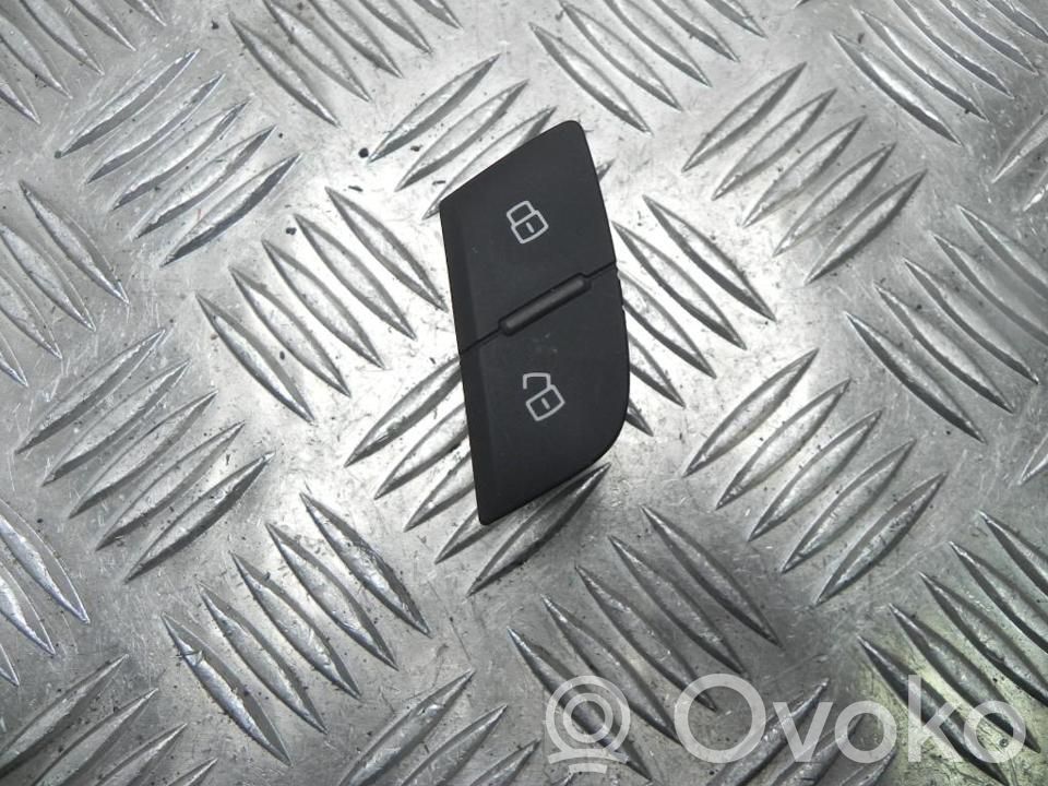 Volkswagen PASSAT B8 Central locking switch button 