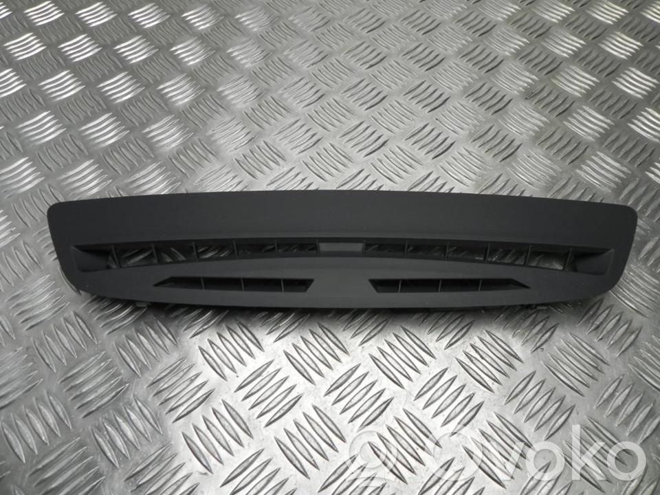BMW 2 F45 Radio/GPS head unit trim 