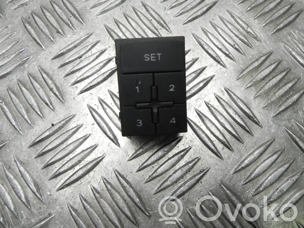 Seat control module   4E0959769,I121,I121