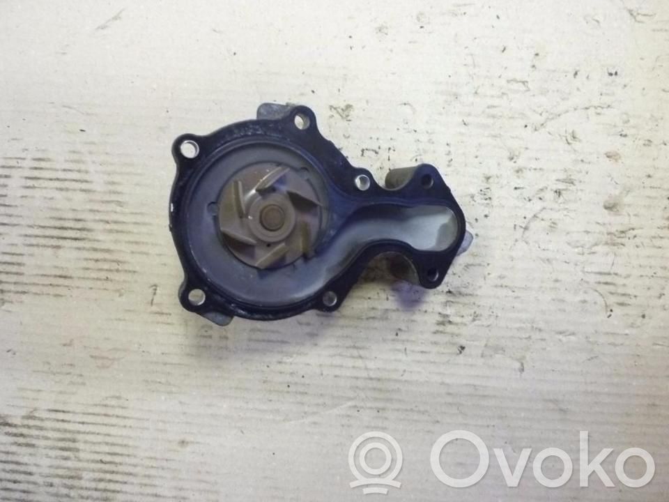 Ford Fiesta Pompe de circulation d'eau 