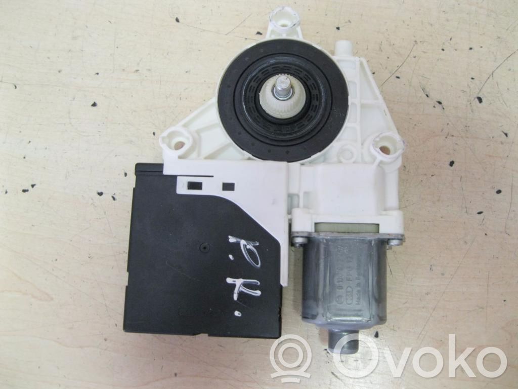 Volkswagen Tiguan Silnik regulatora szyby drzwi przednich 