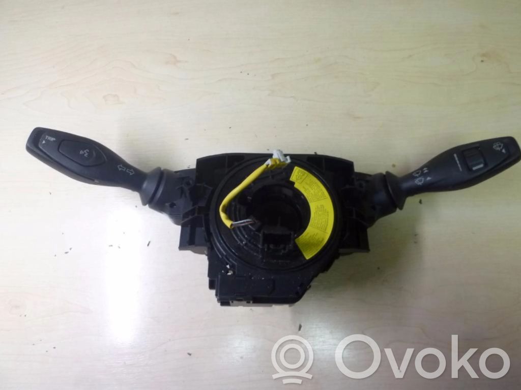 Ford Fiesta Interruptor/palanca de limpiador de luz de giro 