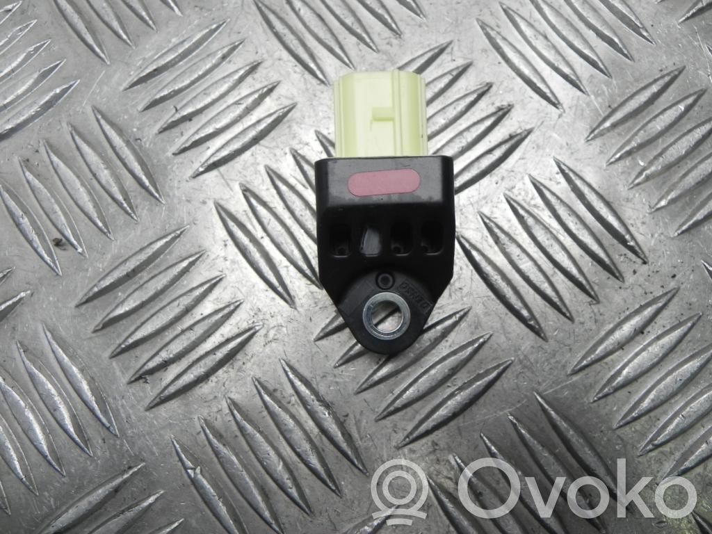 Toyota Yaris Sensor impacto/accidente para activar Airbag 