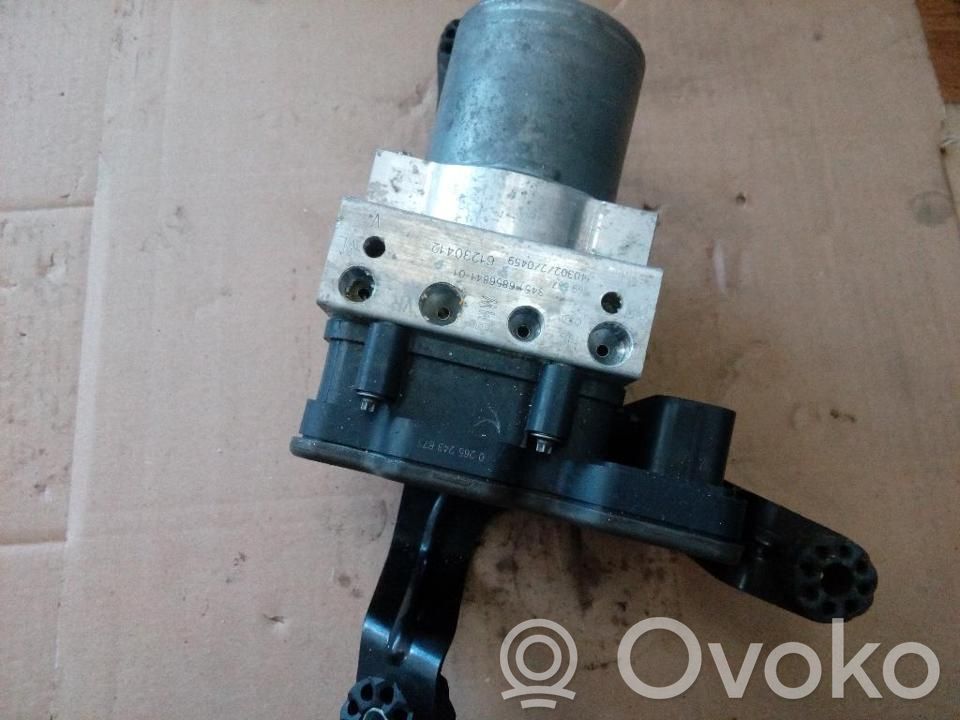 BMW 3 E92 E93 ABS Pump 
