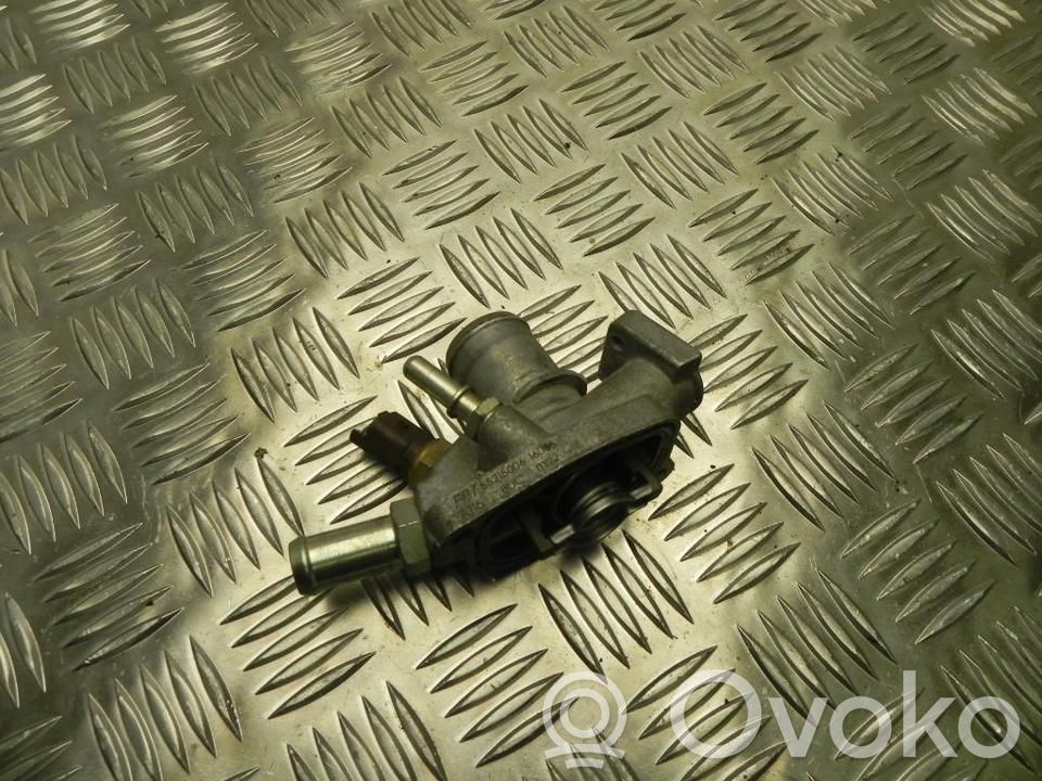 Fiat 500X Thermostat housing 