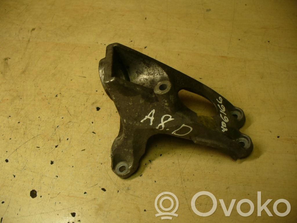 Audi A8 S8 D3 4E Engine mounting bracket 
