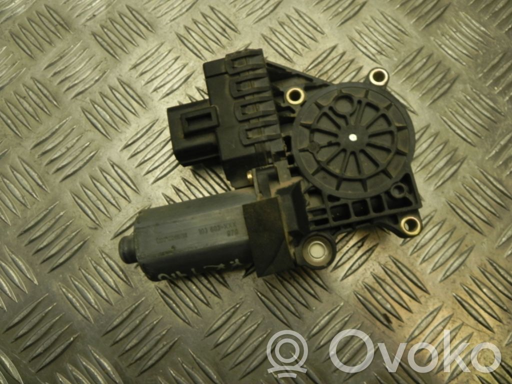 Ford Focus Front door window regulator motor 