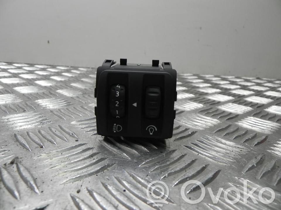 Renault Clio IV Headlight level height control switch 