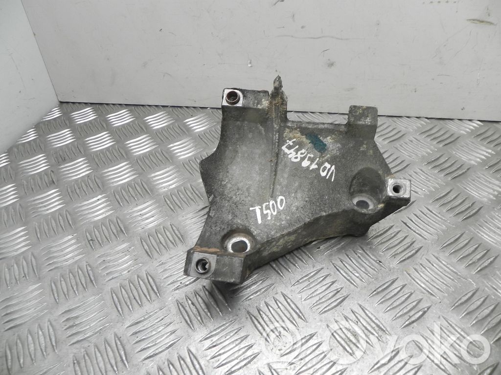 Saab 9-5 EGR valve cooler bracket 