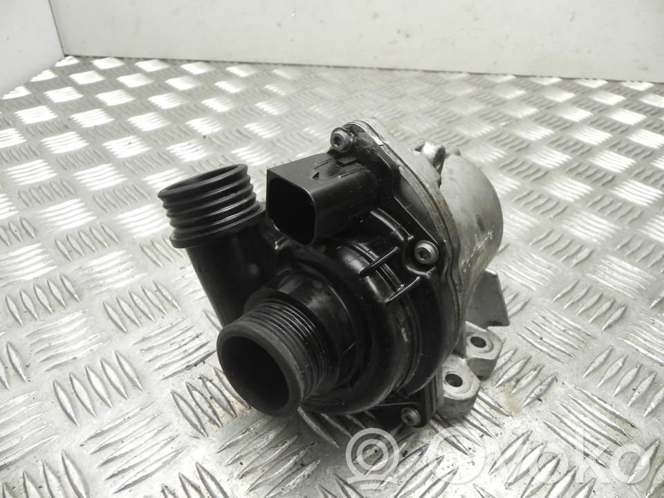 BMW 3 F30 F35 F31 Pompa wody 