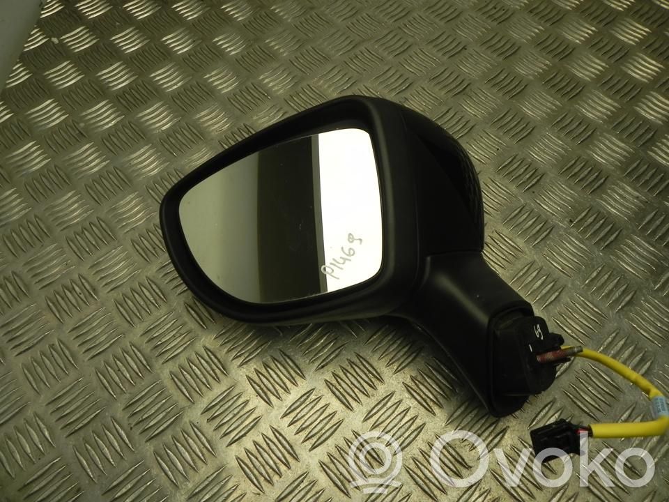 Renault Captur Front door electric wing mirror 