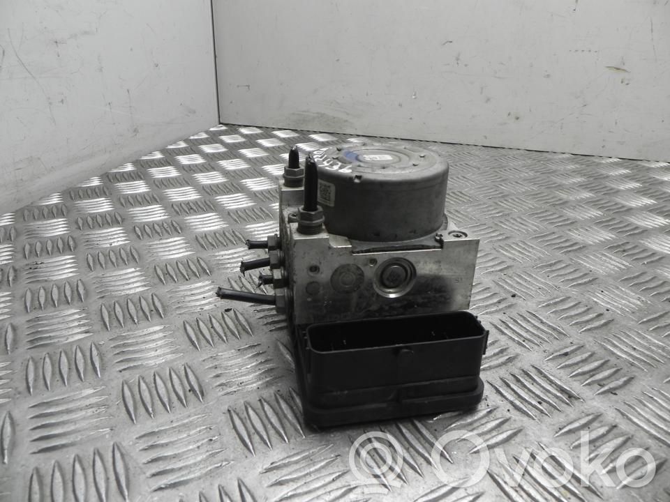 Volkswagen PASSAT B8 ABS control unit/module 