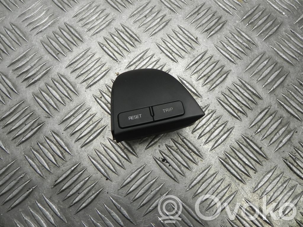 Przełącznik / Przycisk kierownicy   967201Y510EQ,L1936