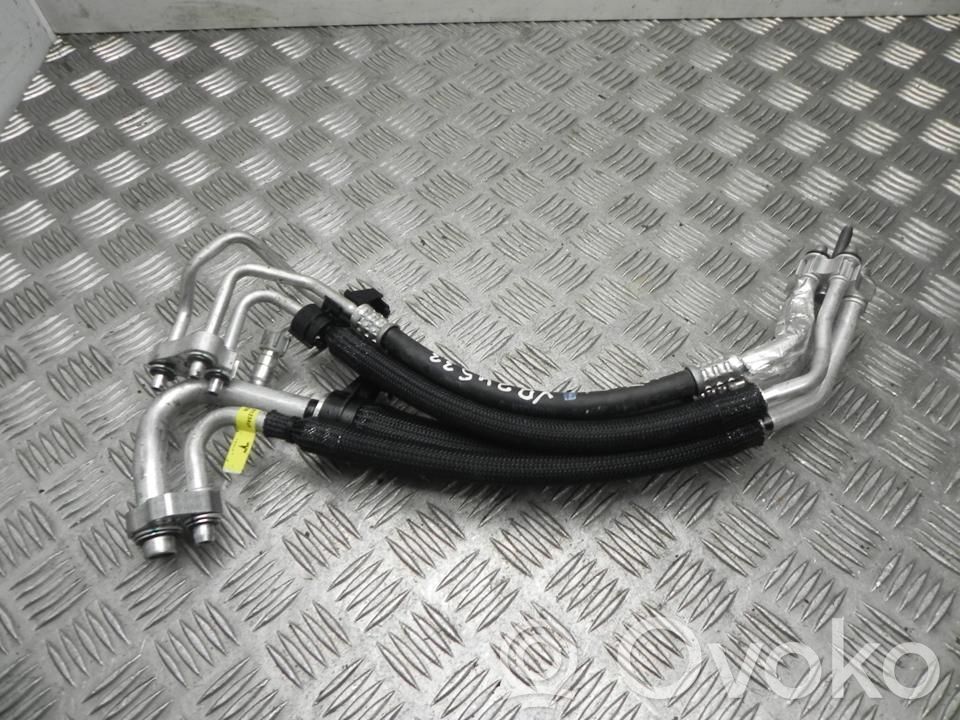 Tesla Model Y Ilmastointilaitteen putki (A/C) 
