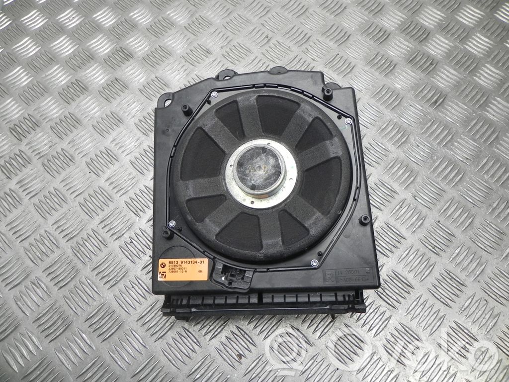 Subwoofer speaker   9143134,R2670