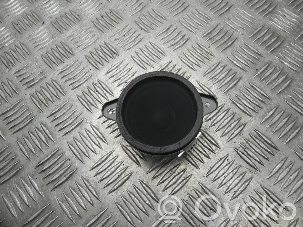KIA Pro Cee'd III Front door high frequency speaker 