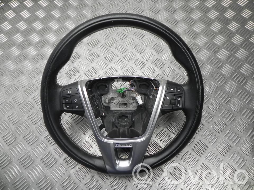 Ohjauspyörä   34152641B,L2899,P31332927