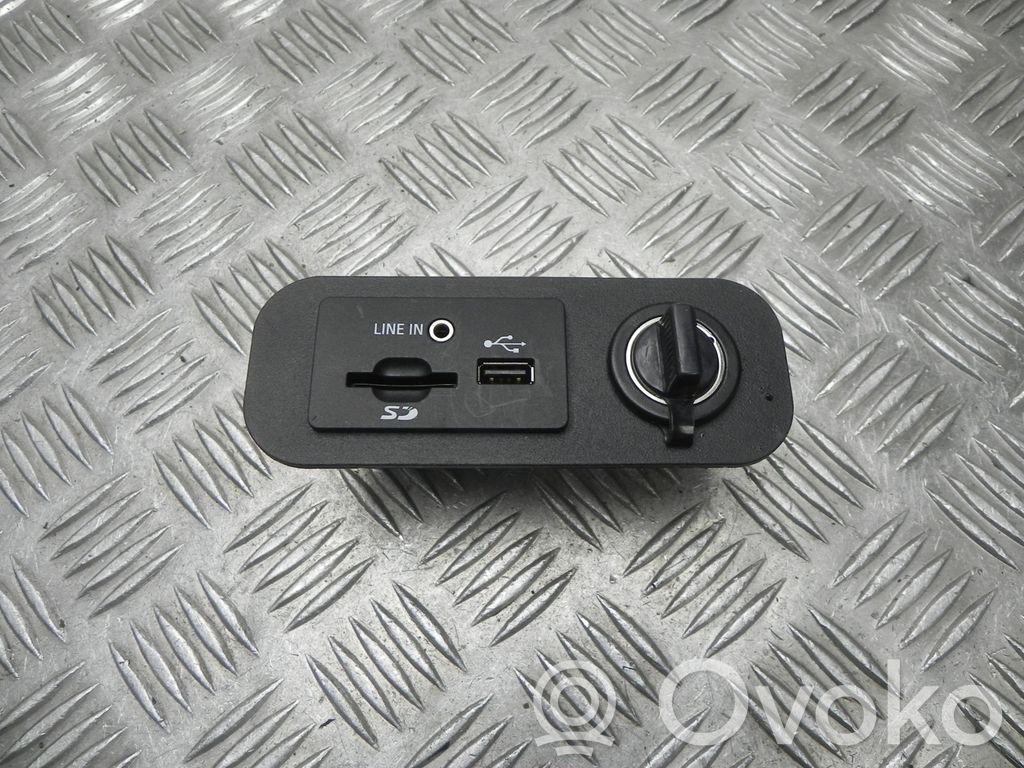 Ford Mustang VI EUR ISO radio connector 