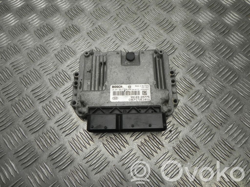 KIA Ceed Engine control unit/module 