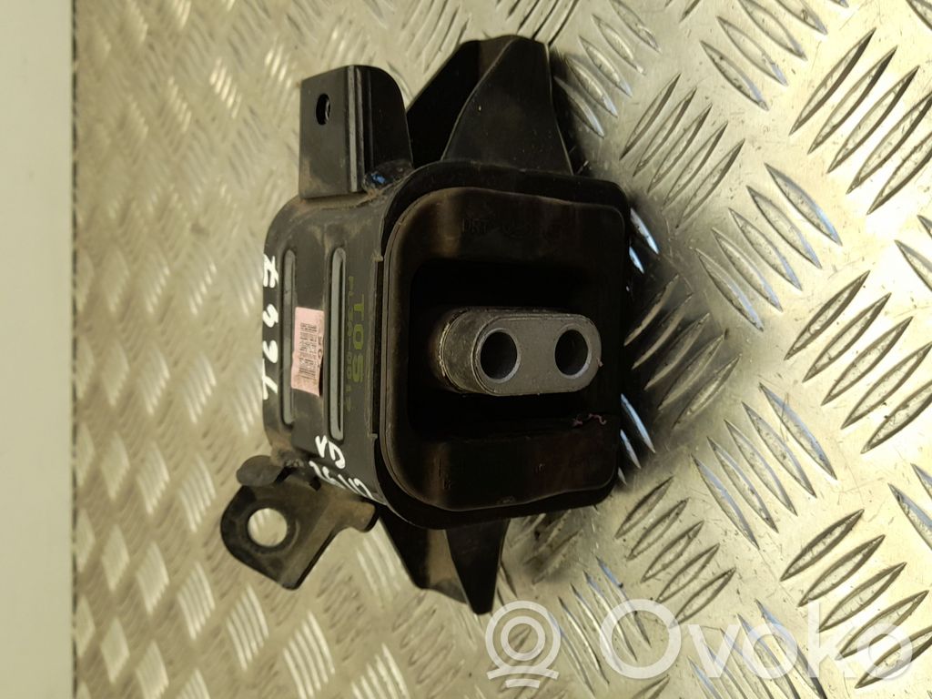 Engine mount bracket   PL3A0019,VD26112