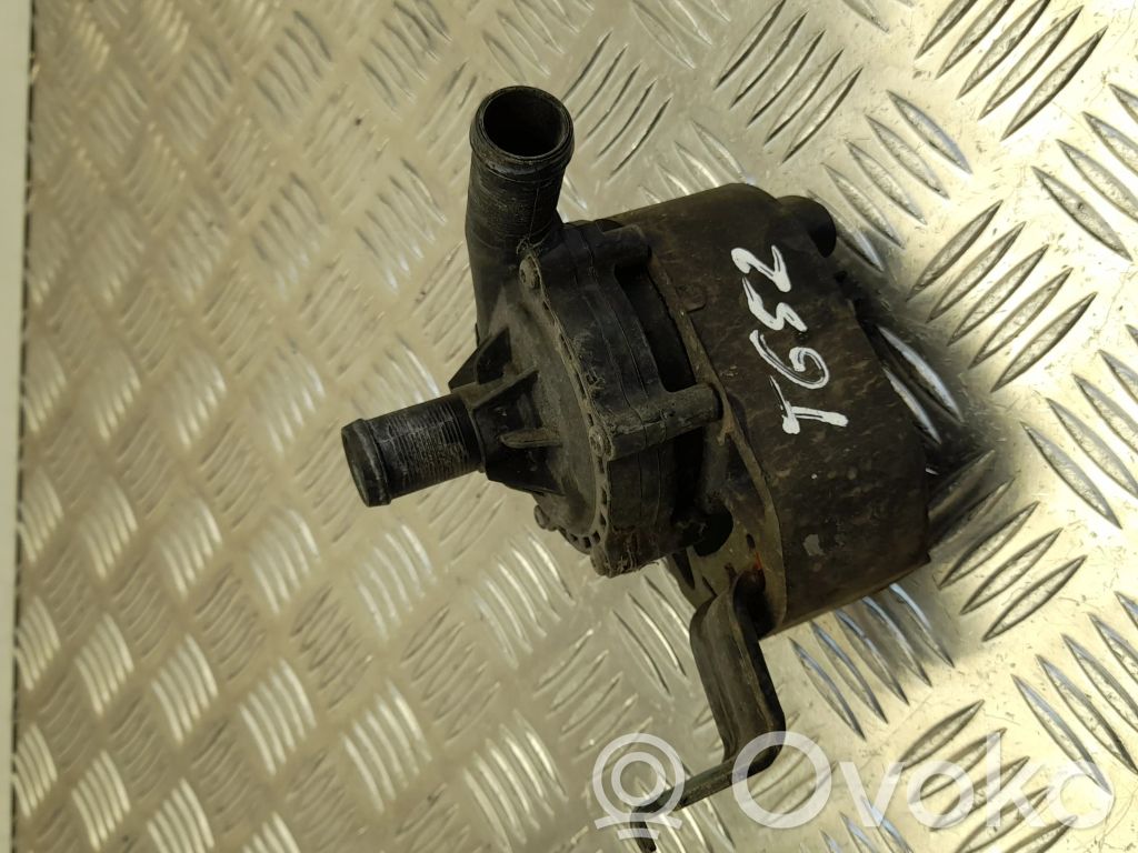 Tesla Model S Webasto pompe de circulation d'eau 
