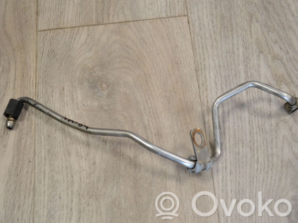 Volkswagen PASSAT B8 Conductă/furtun ambreiaj