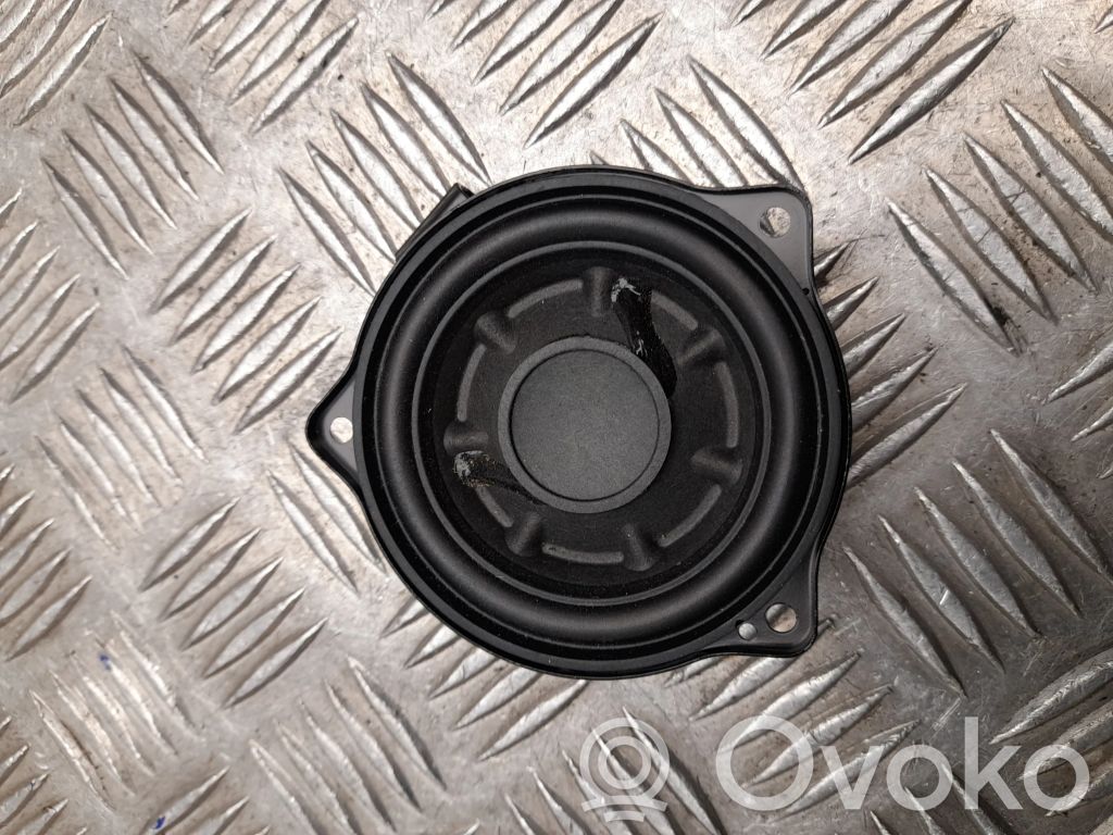 Jaguar I-Pace Front door high frequency speaker 